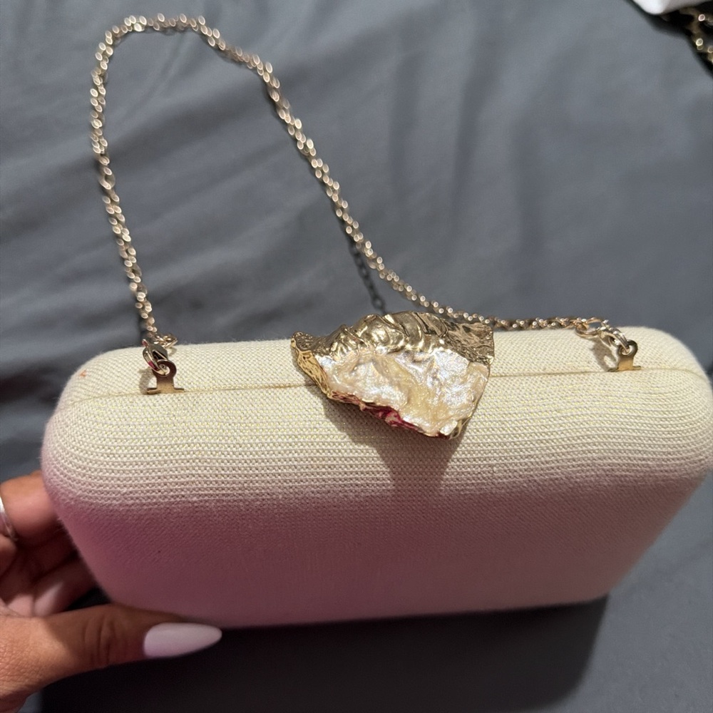 Gianni Bini Elegant Cream Clutch with Gold Chain